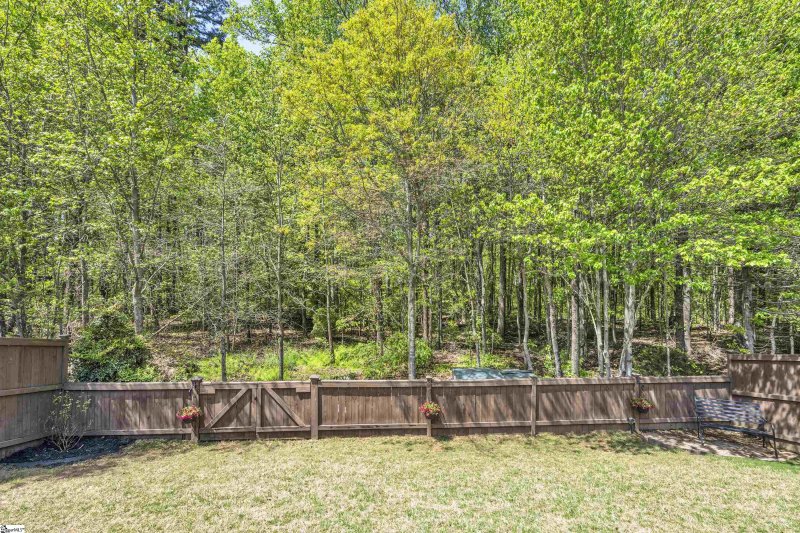 Property image 2 at 233 Barbours Lane, Greenville, SC 29607