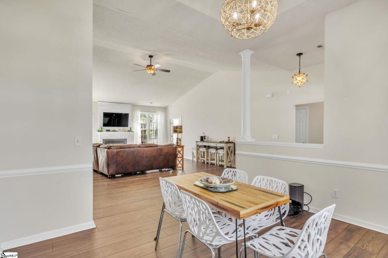 Property image 4 at 12 Smokehouse Drive, Simpsonville, SC 29681