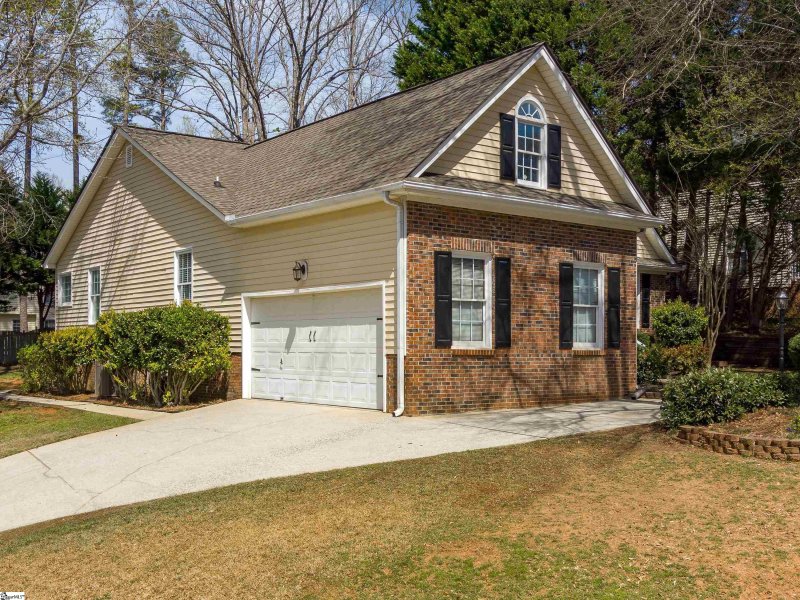 Property image 5 at 1 Charlestown Court, Mauldin, SC 29662