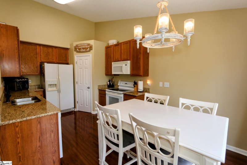 Property image 4 at 640 S Morningwood Lane, Duncan, SC 29334