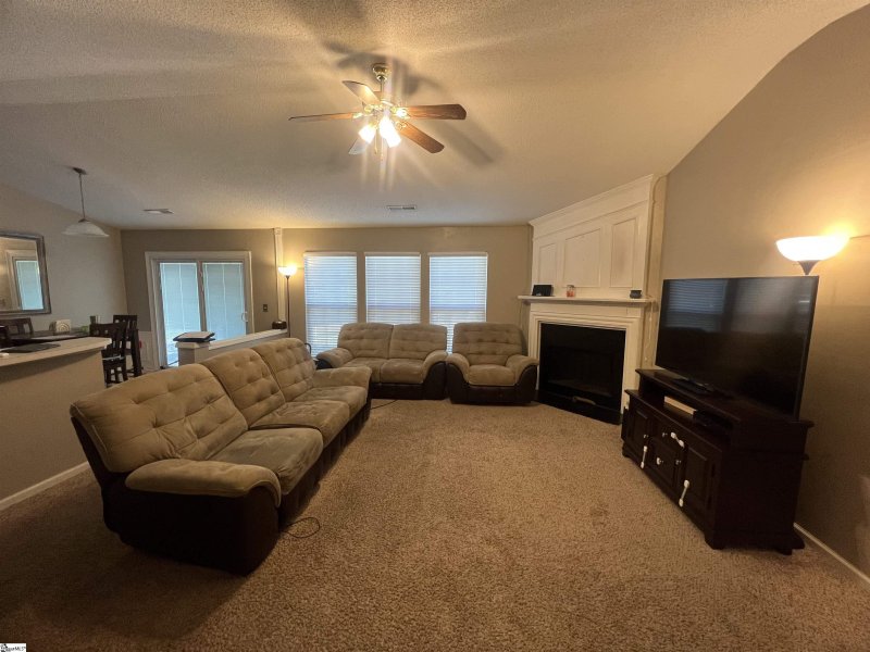 Property image 3 at 4 Ganton Court, Simpsonville, SC 29680