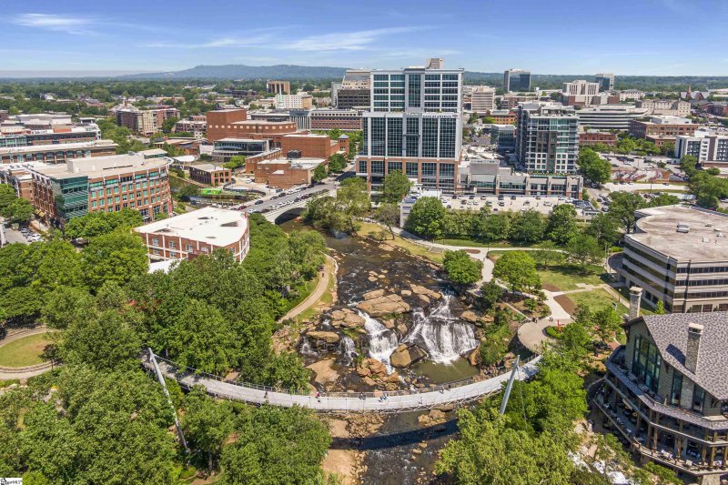 Property image 2 at 101 W Court Street, Greenville, SC 29601