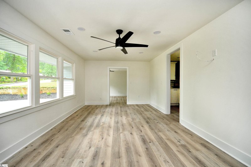 Property image 4 at 57 Nottingham Road, Greenville, SC 29607
