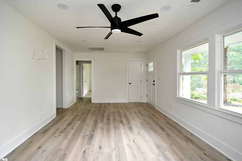 Property image 5 at 57 Nottingham Road, Greenville, SC 29607