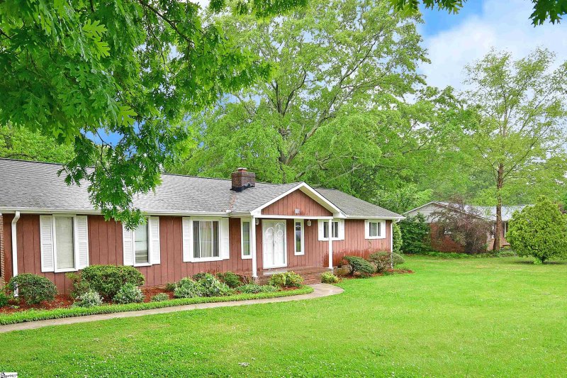 Property image 3 at 101 Longview Terrace, Easley, SC 29642