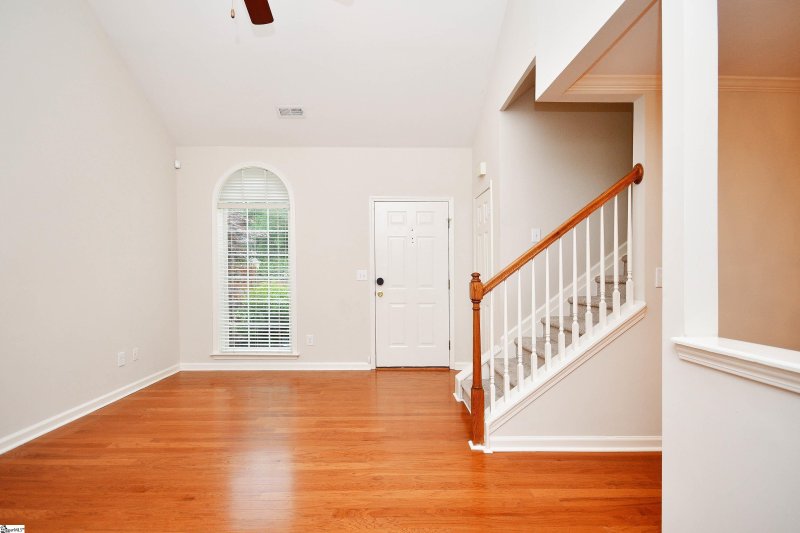 Property image 4 at 630 Glassyrock Court, Greer, SC 29650