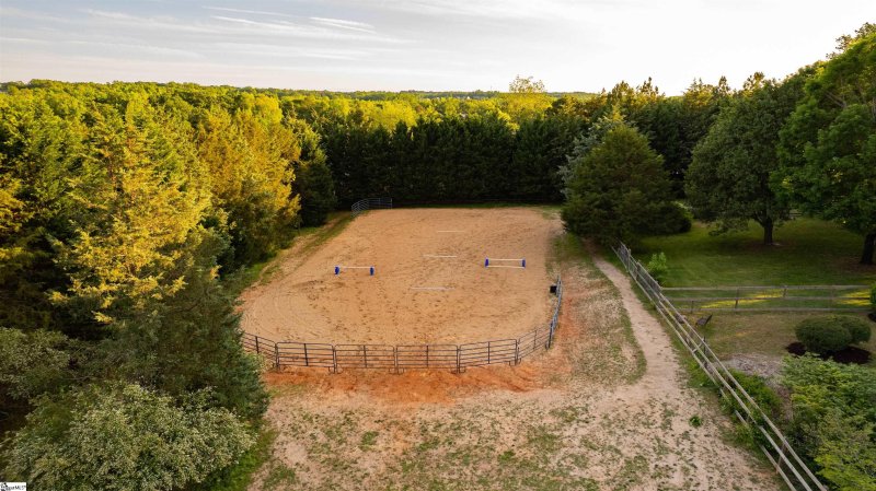 Property image 5 at 206 Bruce Meadow Road, Simpsonville, SC 29681