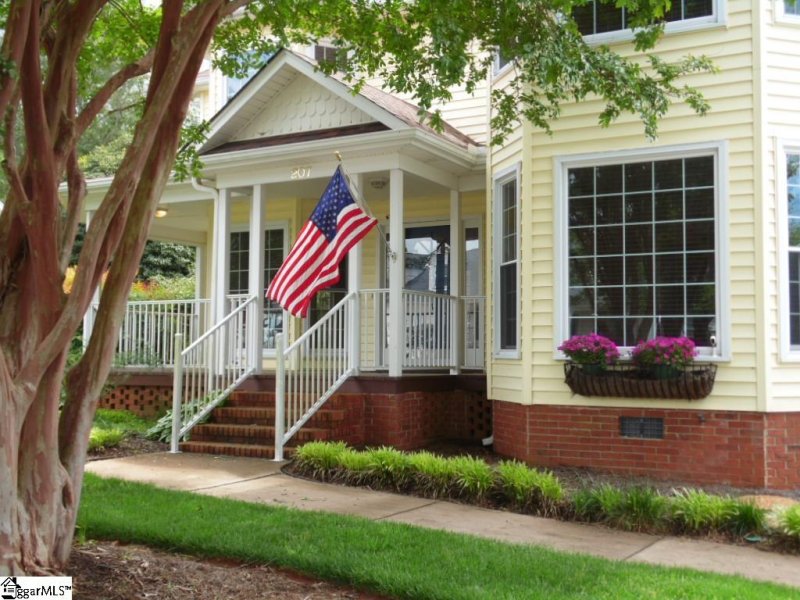 Property image 2 at 207 Kilburn Lane, Travelers Rest, SC 29690