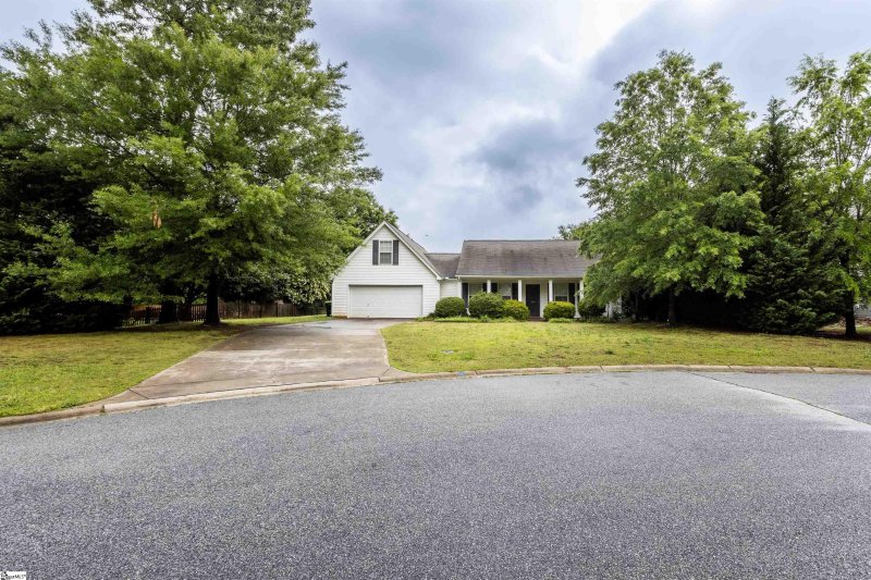 Property image 3 at 120 Largess Lane, Piedmont, SC 29673