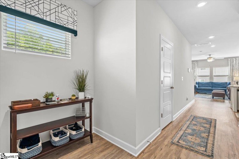 Property image 3 at 129 Telford Drive, Greenville, SC 29617