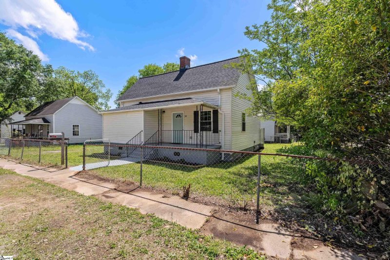 Property image 4 at 30 5th Avenue, Greenville, SC 29609