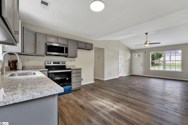 Property image 3 at 25 Laws Lane, Piedmont, SC 29673