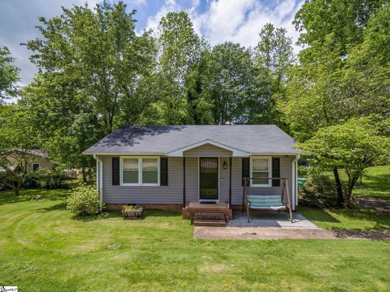 Property image 2 at 117 Loblolly Drive, Wellford, SC 29385