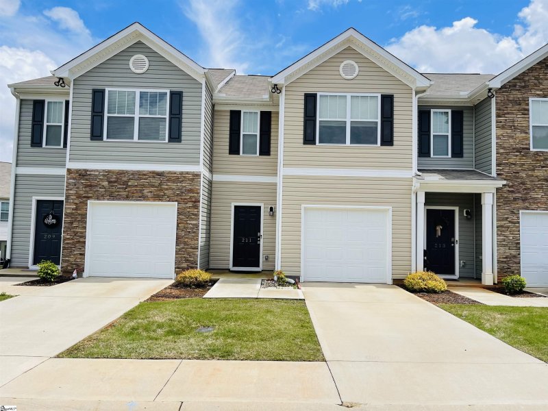 Property image 2 at 211 belmar Road, Greer, SC 29650