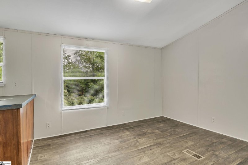 Property image 5 at 101 Riverbreeze Road, Greenville, SC 29611