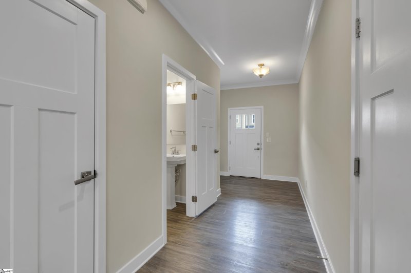 Property image 2 at 101 Roseridge Drive, Simpsonville, SC 29681