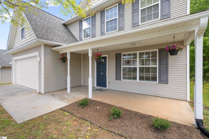 Property image 4 at 223 Stockbridge Drive, Spartanburg, SC 29301