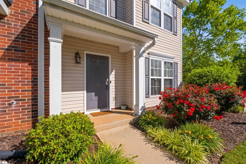 Property image 5 at 89 Spring Crossing Circle, Greer, SC 29650