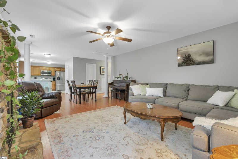 Property image 5 at 220 Silver Run Lane, Greenville, SC 29607