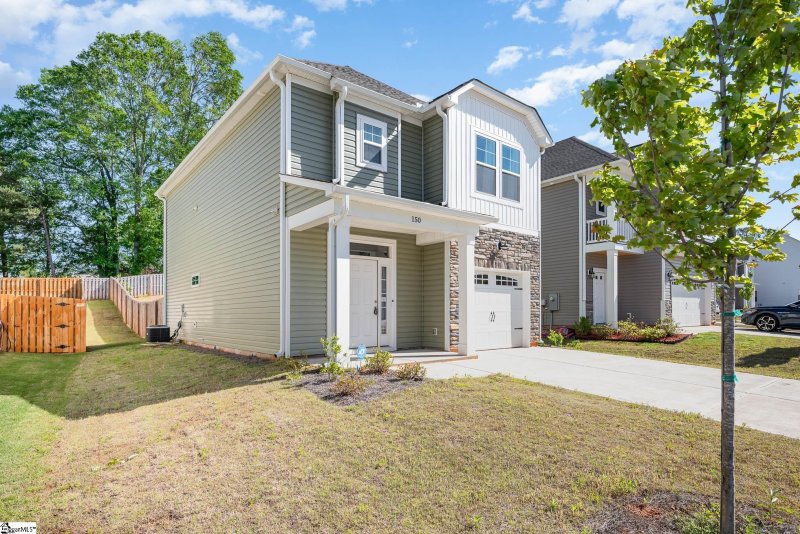 Property image 2 at 150 Highland Park Court, Easley, SC 29642