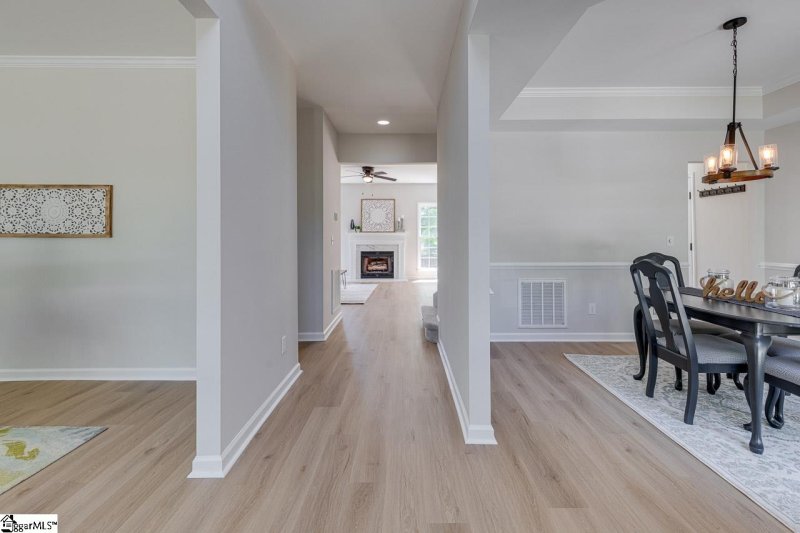 Property image 3 at 508 Marsh Creek Drive, Mauldin, SC 29662