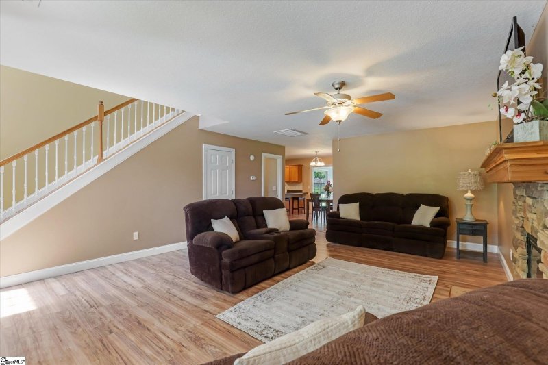 Property image 4 at 3 Gladwin Court, Greer, SC 29651