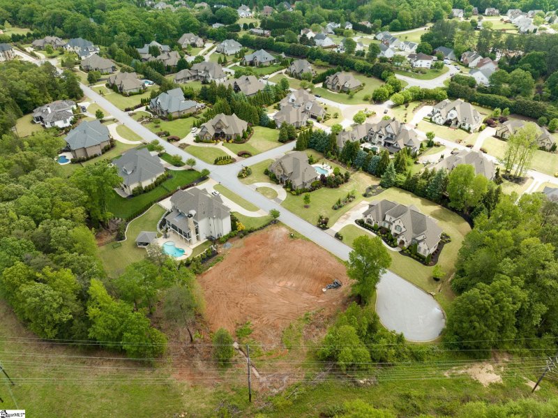 Property image 5 at 304 Chafford Court, Simpsonville, SC 29681