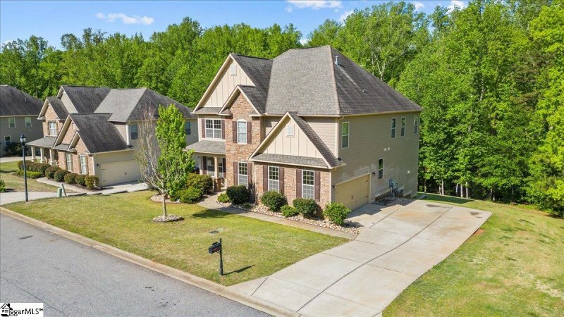 Property image 2 at 136 Waltzing Vine Lane, Williamston, SC 29697