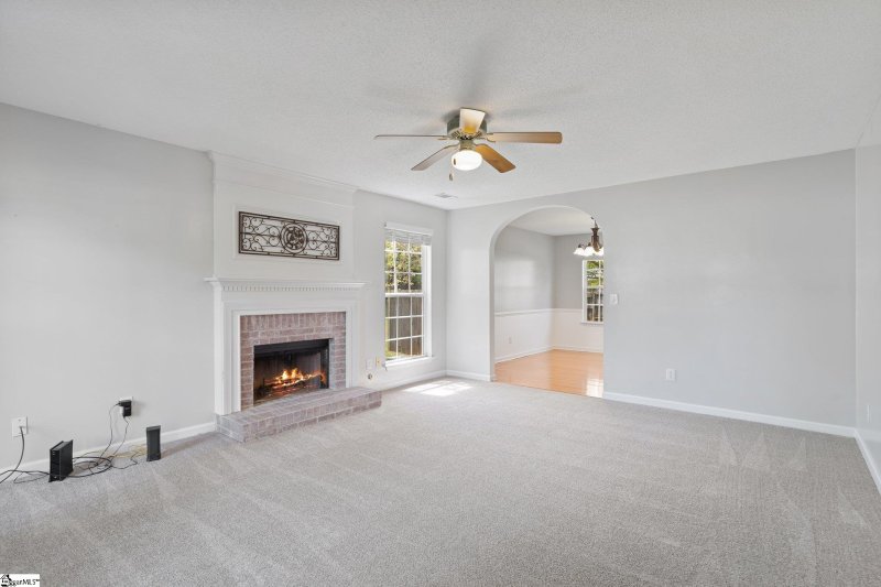 Property image 3 at 8 Woodmore Court, Simpsonville, SC 29680