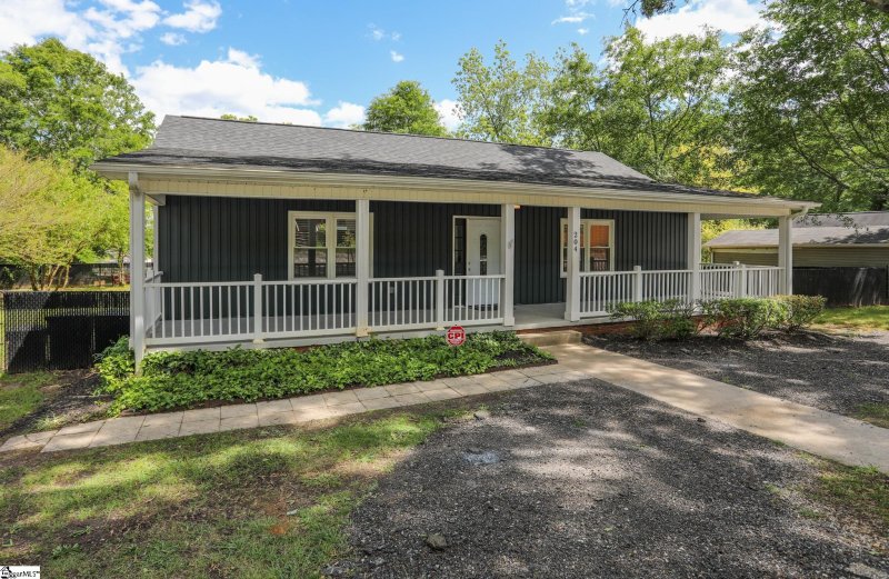 Property image 5 at 204 Front Street, Easley, SC 29640