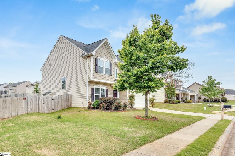 Property image 4 of 553 Marchbanks Road in Glen Lake, Boiling Springs, SC 29316-9302