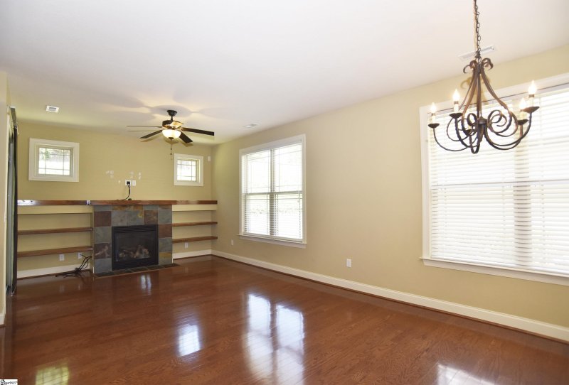 Property image 3 at 109 Runamo Way, Taylors, SC 29687