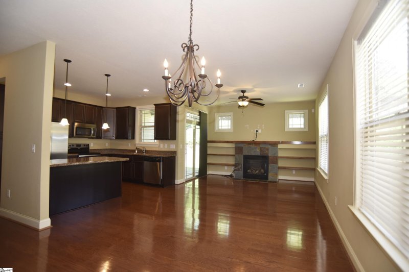 Property image 4 at 109 Runamo Way, Taylors, SC 29687