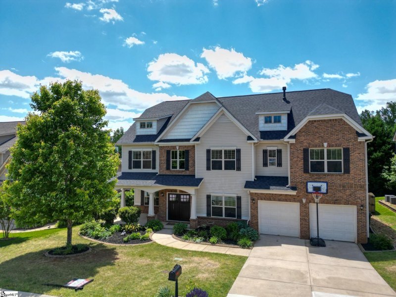 Property image 2 at 157 Creek Shoals Drive, Simpsonville, SC 29681