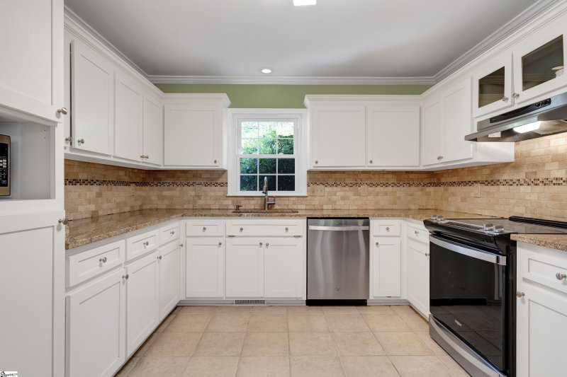 Property image 5 at 1031 Summit Drive, Greenville, SC 29609