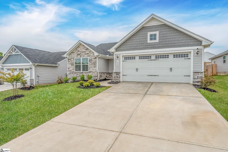 Property image 2 at 1022 Hunter Green Lane, Spartanburg, SC 29302