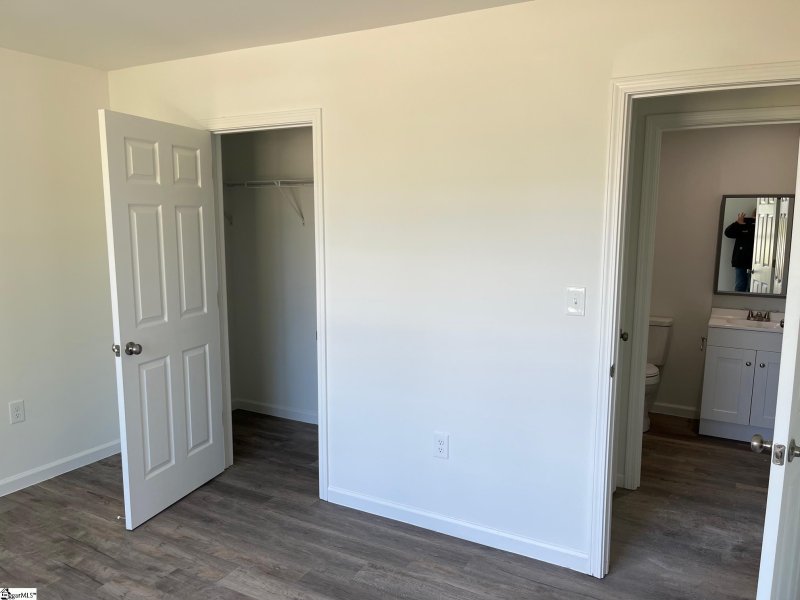 Property image 5 at 207 Dillon Drive, Clinton, SC 29325