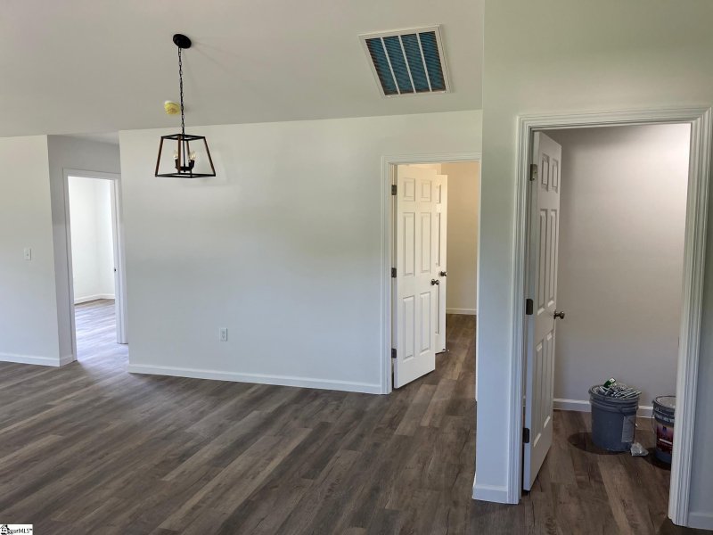 Property image 4 at 122 Colleton Lane, Clinton, SC 29325