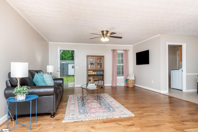 Property image 4 at 304 Rainwood Drive, Simpsonville, SC 29681