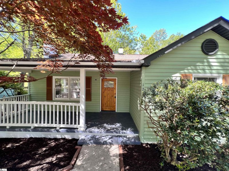 Property image 2 at 12 Mayfair Drive, Taylors, SC 29687