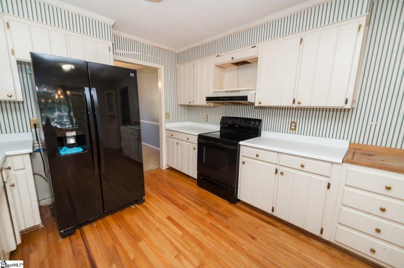 Property image 3 at 828 Thackston Drive, Spartanburg, SC 29307