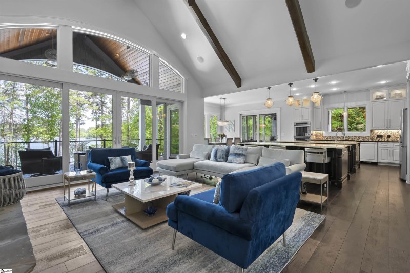 Property image 3 at 308 Shorewinds Court, Seneca, SC 29672