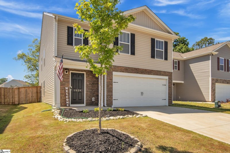 Property image 2 at 1024 Bridlebrook Trail, Greer, SC 29651