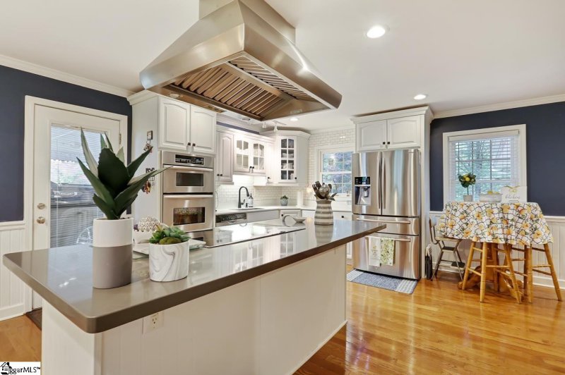 Property image 5 at 318 Covington Road, Greenville, SC 29617