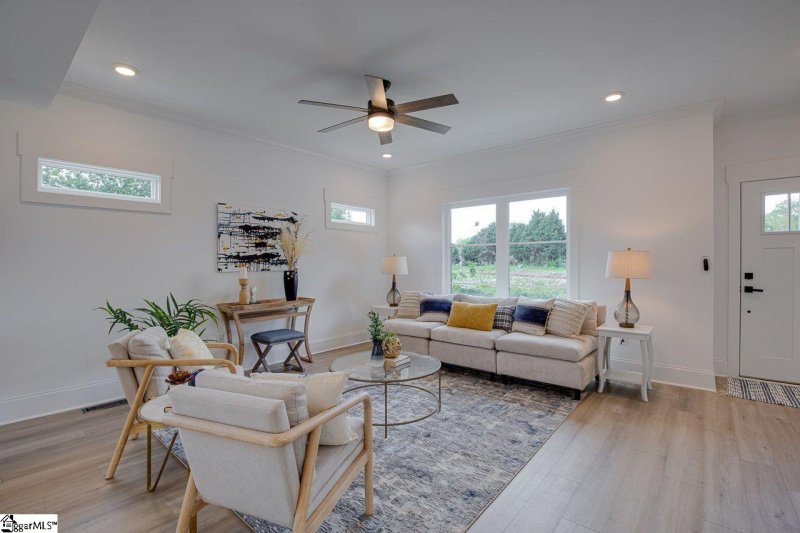 Property image 5 at 442 West Avenue, Greenville, SC 29611