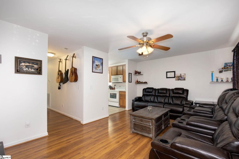 Property image 5 at 620 Ruddy Creek Circle, Greer, SC 29651