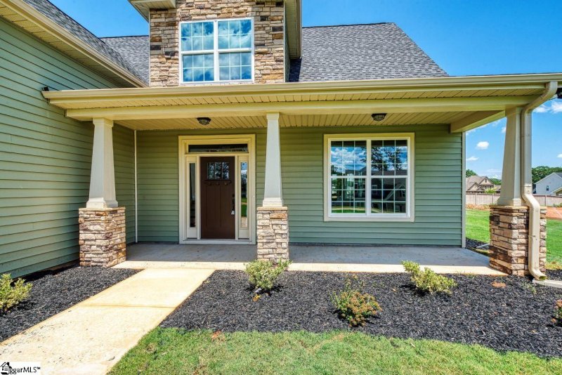 Property image 2 at 1011 Waterside Drive, Easley, SC 29642