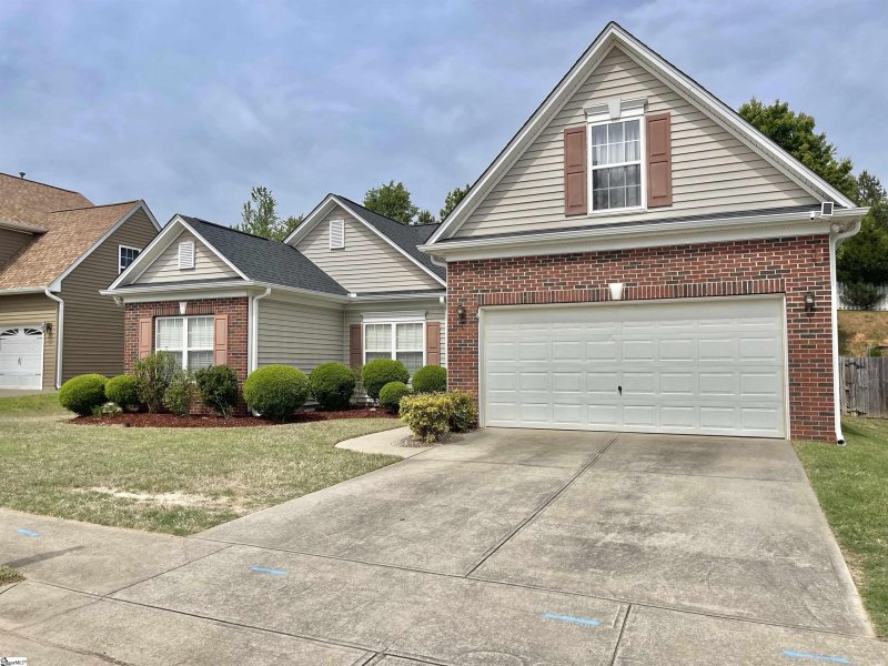 Property image 2 at 110 Constantine Way, Greer, SC 29650