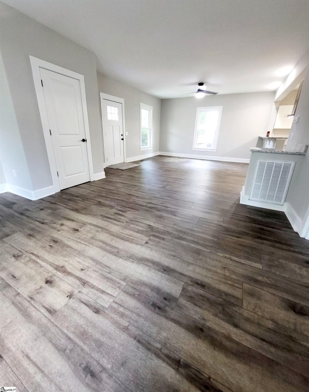 Property image 5 at 22 2nd Avenue, Greenville, SC 29609