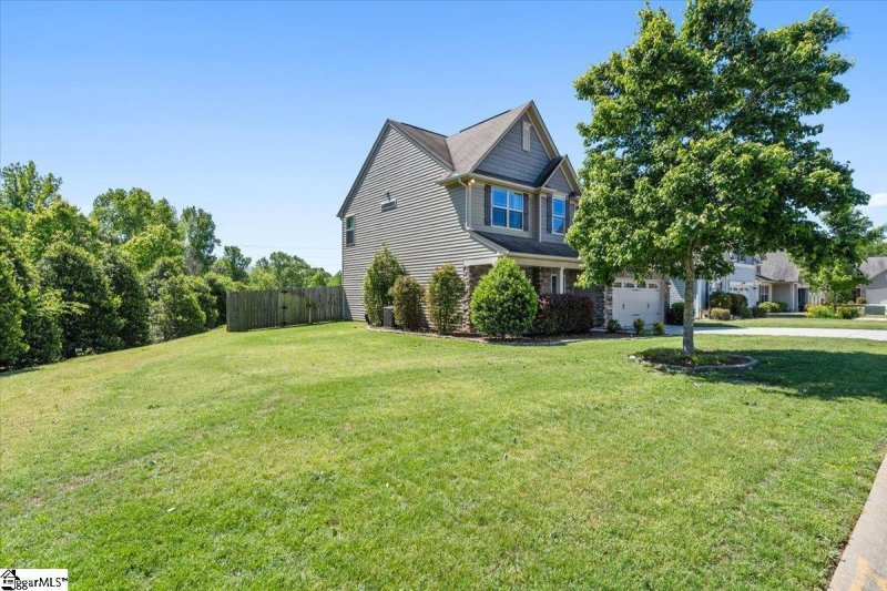 Property image 3 at 5 McFadden Drive, Simpsonville, SC 29680